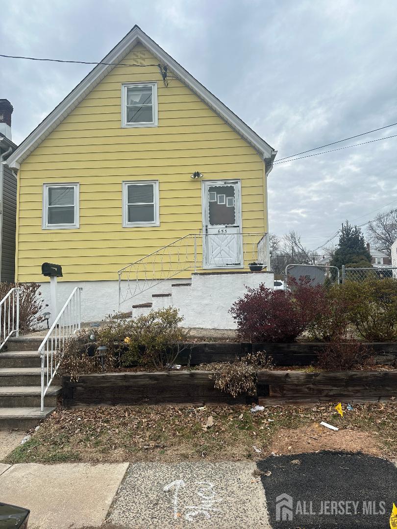 653 Raritan Avenue Perth Amboy NJ 08861