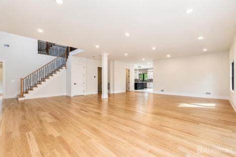 1684 Frank Street Edison NJ 08820