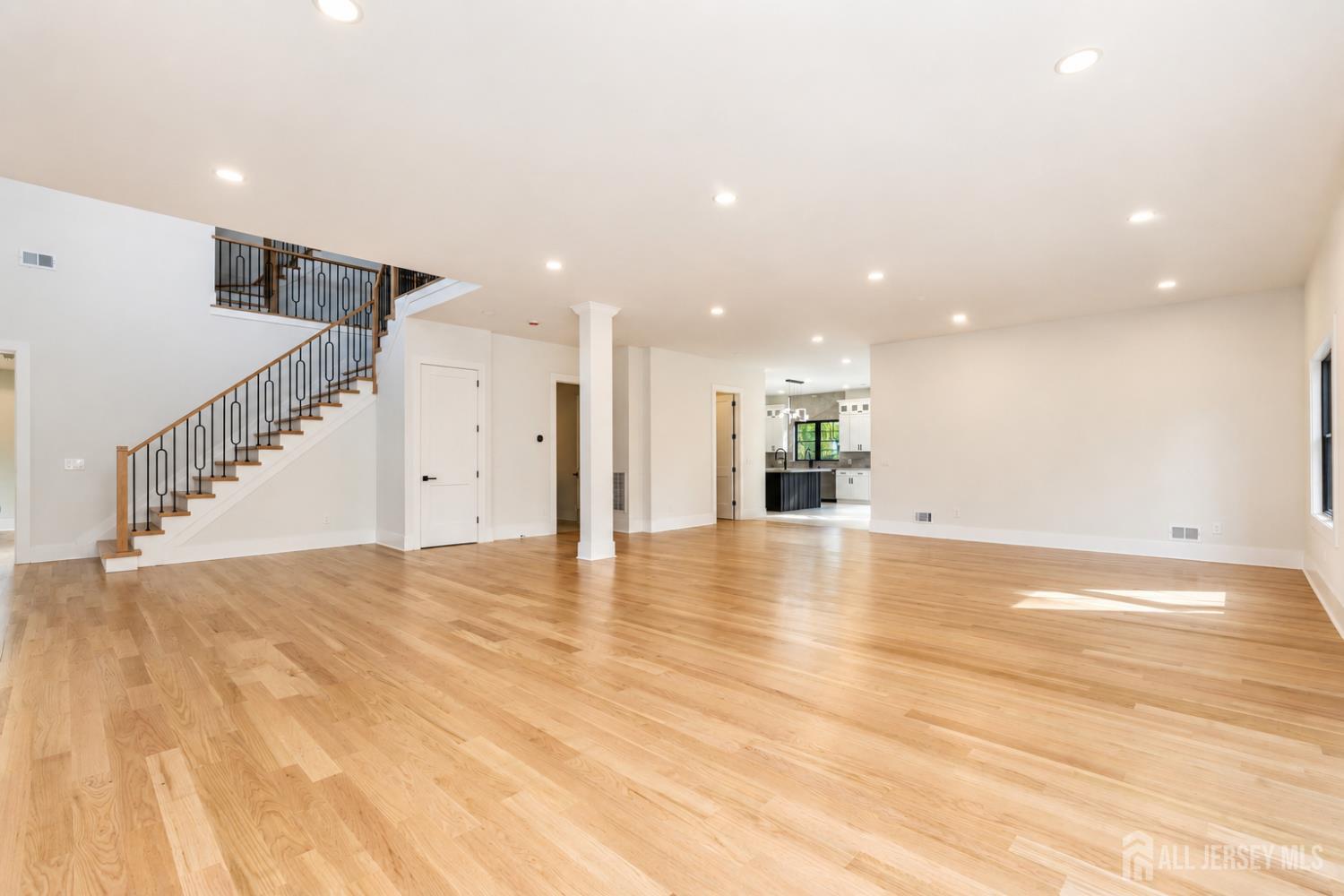 1684 Frank Street Edison NJ 08820