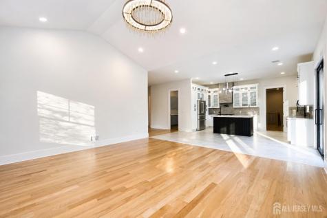 1684 Frank Street Edison NJ 08820