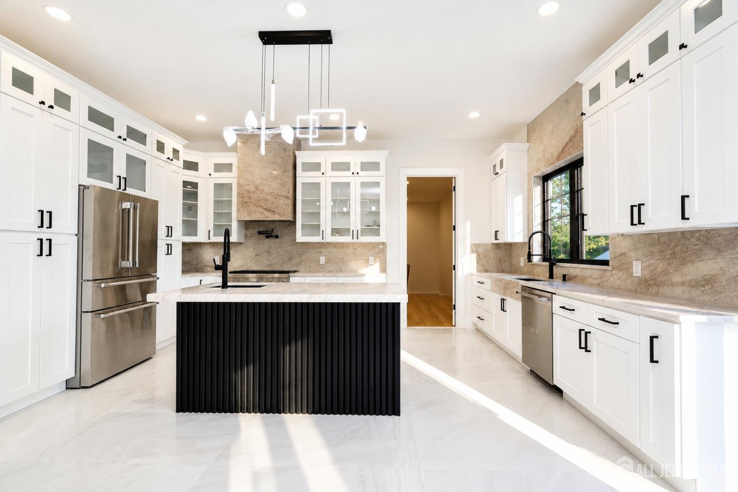 1684 Frank Street Edison NJ 08820