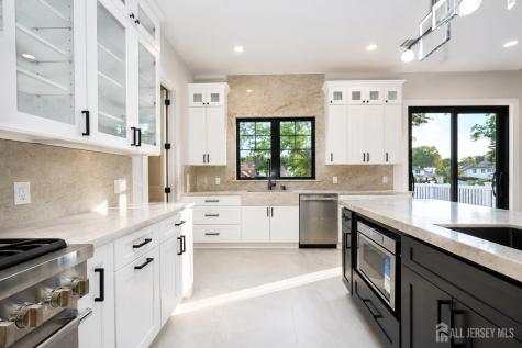1684 Frank Street Edison NJ 08820