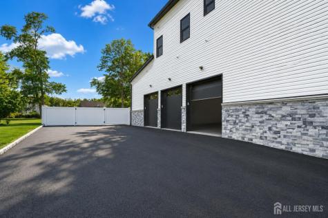 1684 Frank Street Edison NJ 08820