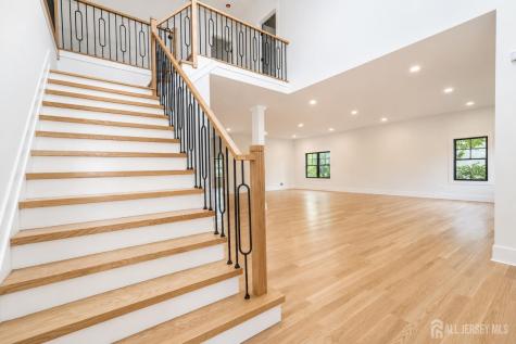 1684 Frank Street Edison NJ 08820
