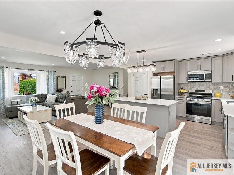 13 Glencourt Avenue Edison NJ 08837