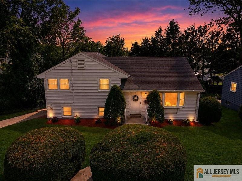 13 Glencourt Avenue Edison NJ 08837