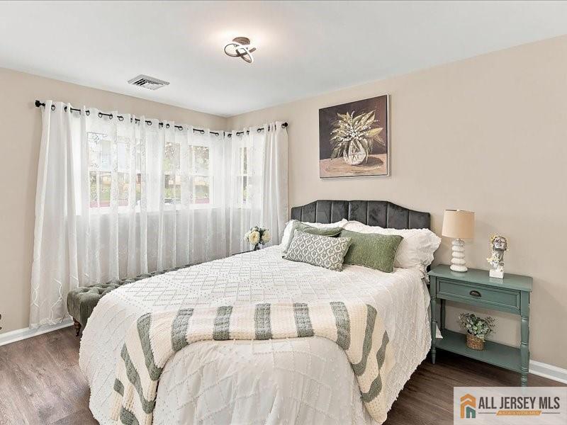 13 Glencourt Avenue Edison NJ 08837