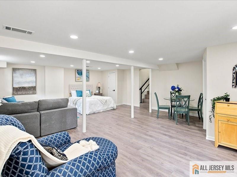 13 Glencourt Avenue Edison NJ 08837