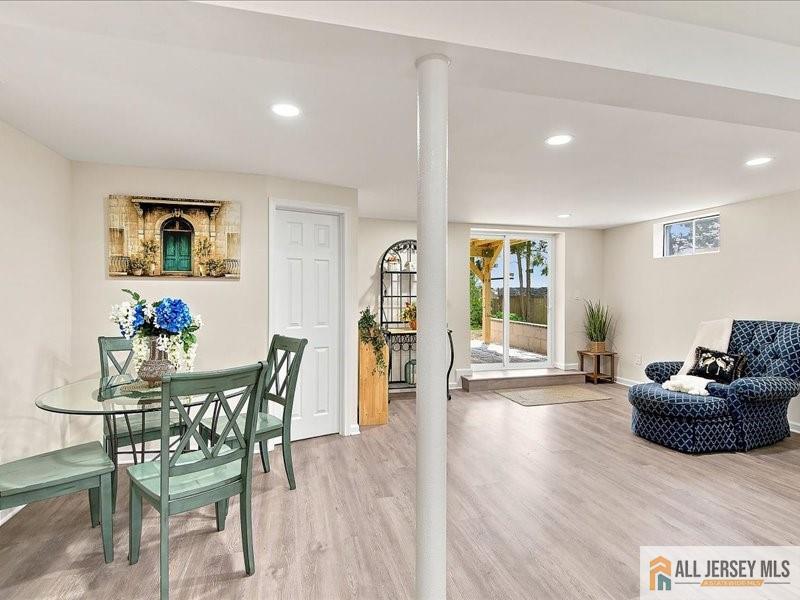 13 Glencourt Avenue Edison NJ 08837