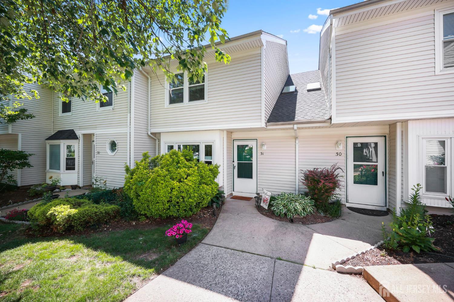 31 Dallenbach Lane East Brunswick NJ 08816