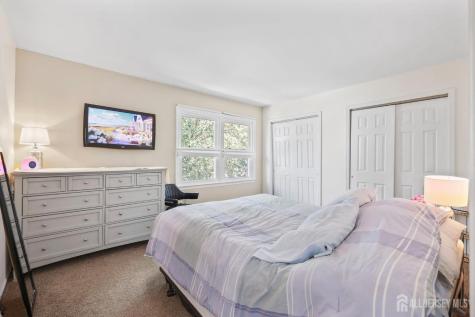 31 Dallenbach Lane East Brunswick NJ 08816