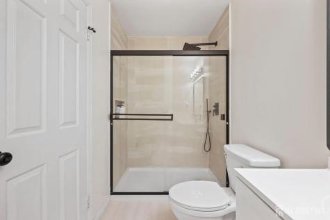 31 Dallenbach Lane East Brunswick NJ 08816