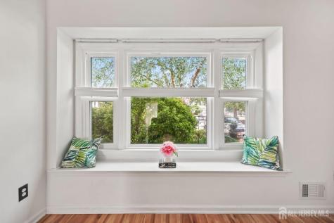 31 Dallenbach Lane East Brunswick NJ 08816