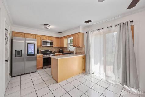 31 Dallenbach Lane East Brunswick NJ 08816