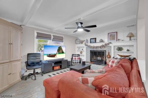 233 Maple Avenue Dunellen NJ 08812