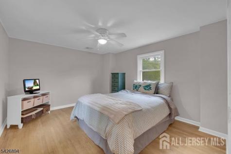 233 Maple Avenue Dunellen NJ 08812