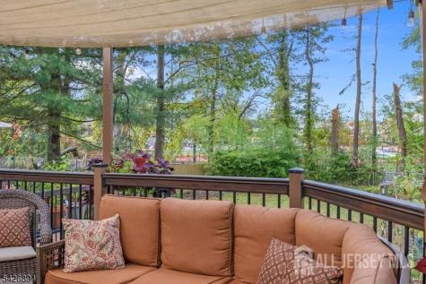 233 Maple Avenue Dunellen NJ 08812