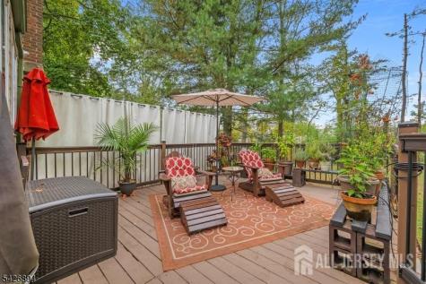233 Maple Avenue Dunellen NJ 08812
