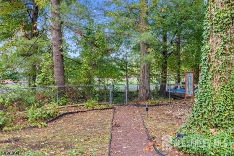 233 Maple Avenue Dunellen NJ 08812