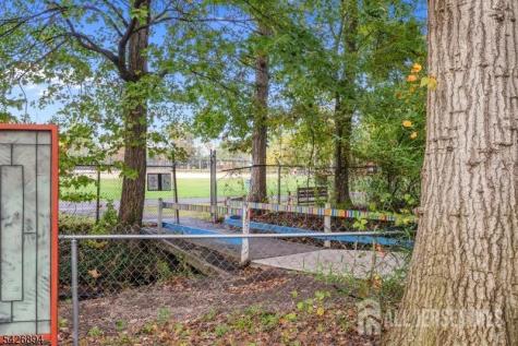 233 Maple Avenue Dunellen NJ 08812