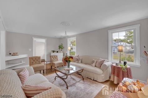 233 Maple Avenue Dunellen NJ 08812