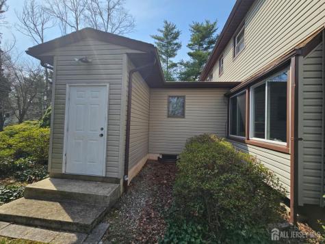 15 Cutter Avenue Edison NJ 08820