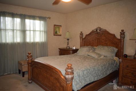 15 Cutter Avenue Edison NJ 08820