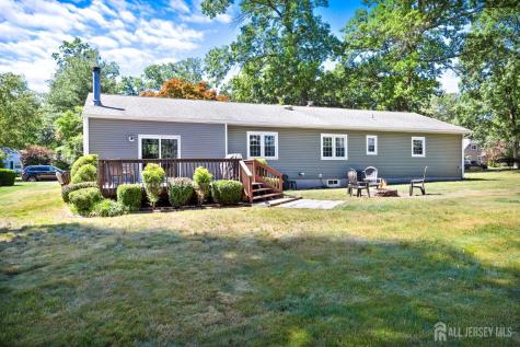 5 Camelot Drive East Brunswick NJ 08816