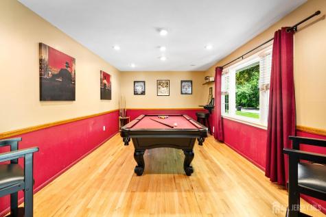 5 Camelot Drive East Brunswick NJ 08816