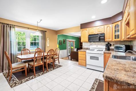 5 Camelot Drive East Brunswick NJ 08816