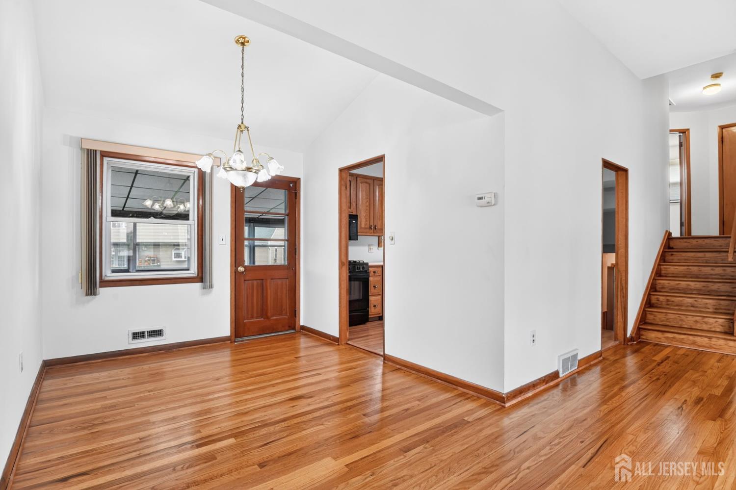 124 Kamm Avenue South River NJ 08882