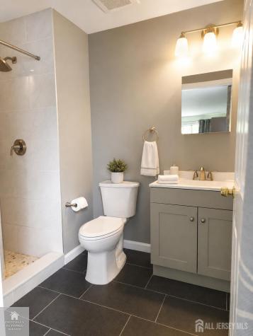 344 Bowler Court Piscataway NJ 08854