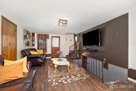 515 Beechwood Avenue Roselle Park NJ 07204