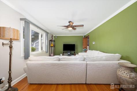 515 Beechwood Avenue Roselle Park NJ 07204
