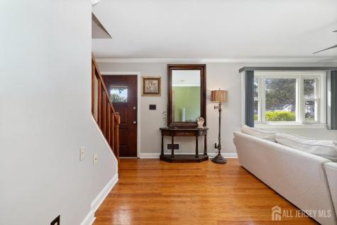 515 Beechwood Avenue Roselle Park NJ 07204