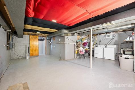 515 Beechwood Avenue Roselle Park NJ 07204