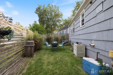 515 Beechwood Avenue Roselle Park NJ 07204