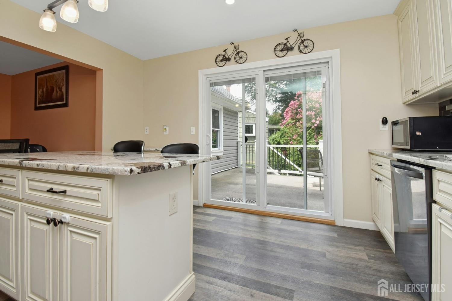 631 Concord Circle Ewing NJ 08618