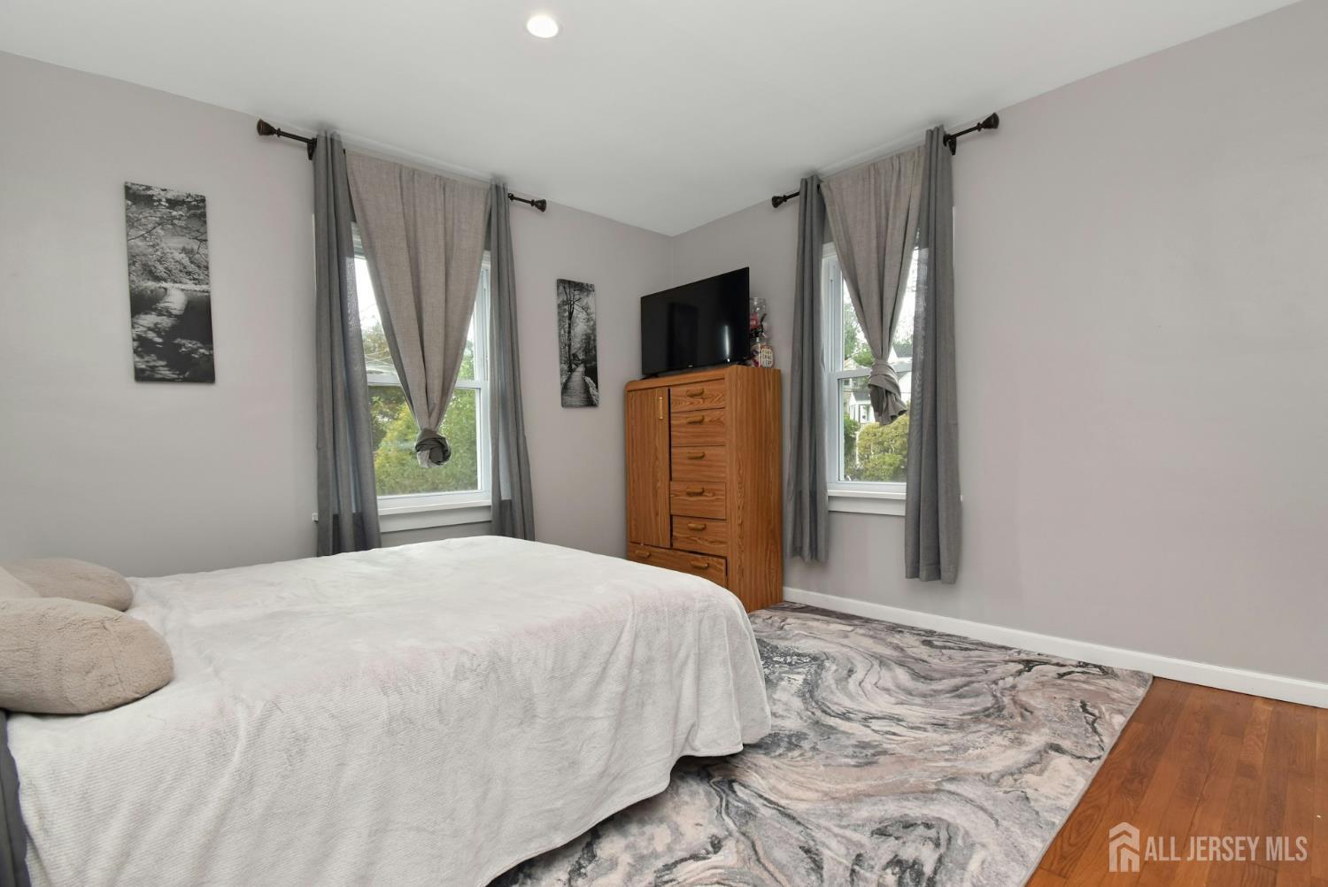 631 Concord Circle Ewing NJ 08618