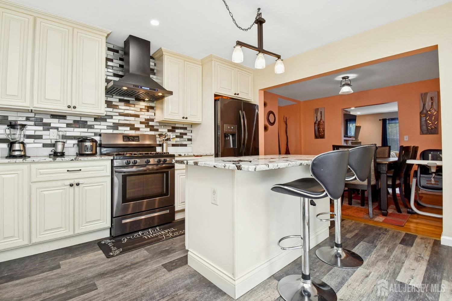 631 Concord Circle Ewing NJ 08618