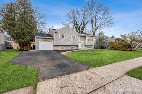 139 Lee Drive Middlesex NJ 08846