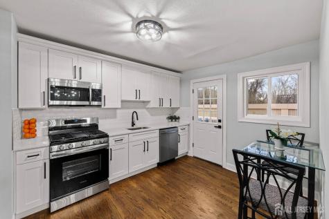 139 Lee Drive Middlesex NJ 08846