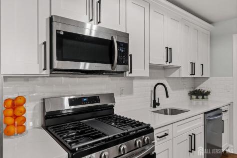 139 Lee Drive Middlesex NJ 08846
