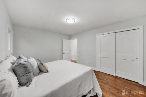139 Lee Drive Middlesex NJ 08846