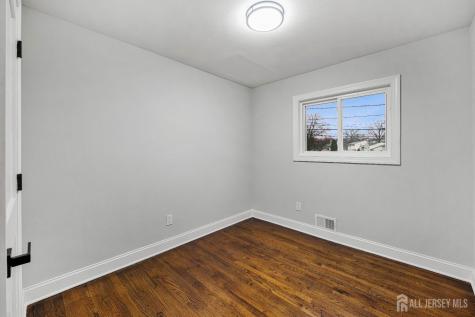 139 Lee Drive Middlesex NJ 08846