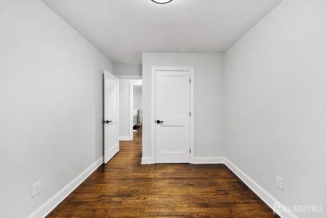 139 Lee Drive Middlesex NJ 08846