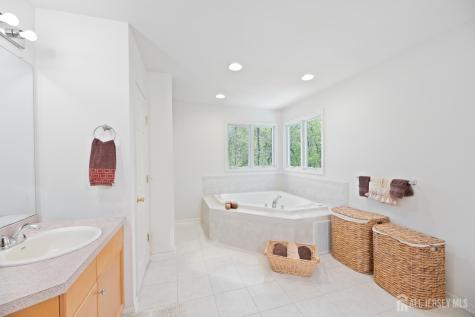 13 Schindler Lane Monroe NJ 08831