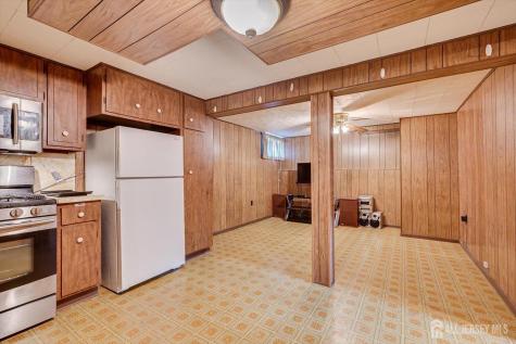 1508 E Elaine Terrace Union Twp NJ 07083