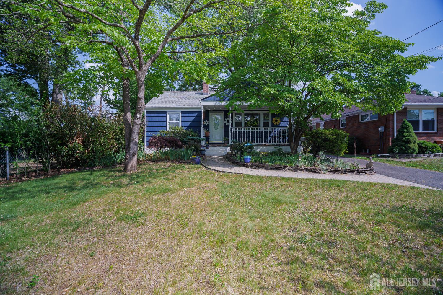 237 4th Street Dunellen NJ 08812