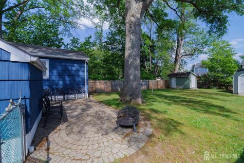 237 4th Street Dunellen NJ 08812